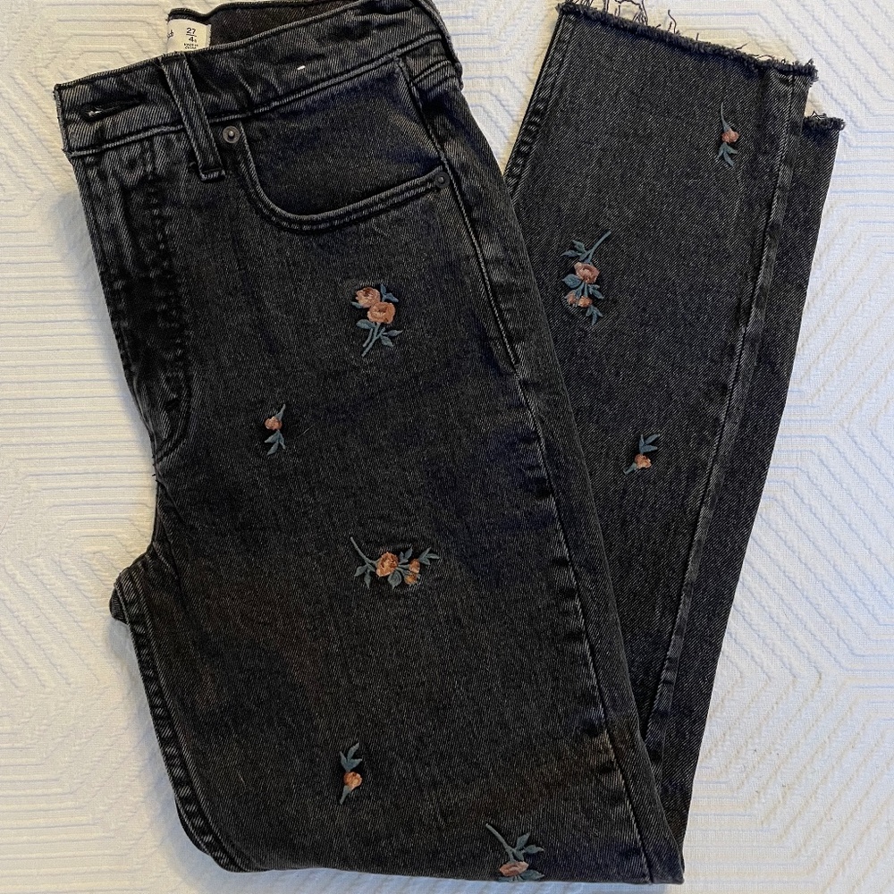 Abercrombie & Fitch Floral High Rise Skinny Jeans